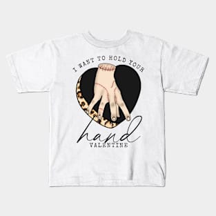 Hold your hand Valentine Kids T-Shirt